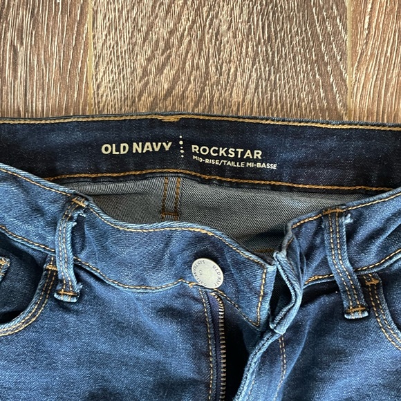 Old Navy jeans - Picture 2 of 5